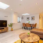 The Paddington Pines - 2 Bed En-Suite Apartment