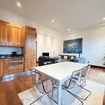 Kensington Premium Three Bed Suites