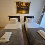 Superior Canary Wharf O2 Arena 2Br Apartment