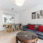 4 Bed 2 Bath - Modern Flat Right On Columbia Road!