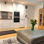 Canary Wharf Homestay