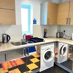 Forsyth Court - 2 Beds Apartment