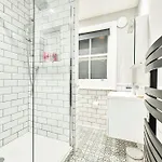 Beatles-Themed Serviced Apartments On Abbey Road