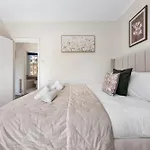 The Kensington Place - Unico Residences