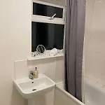 1 Bedroom Cosy Spacious