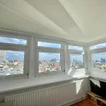 Bright 2-Bedroom In Soho High-Rise With Skyline Views