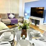 Edgware Road Beautiful Two Bedroom Apartment