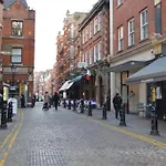 Discover London Central 2 Bedroom In Kensington