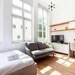 Modern Studio Next To Paddington Station