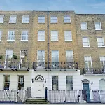 Studio Very Close Baker Street