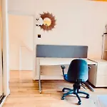 Entire Place,1 Bed Room Flat, Ground Floor, Garden