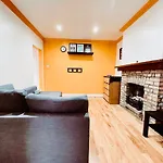 Entire Place,1 Bed Room Flat, Ground Floor, Garden
