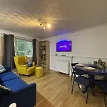Full Apartment Close To Excel Centre, London City Airport , O2 Arena