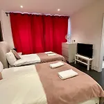 London Regency Apartment
