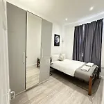 Accessible Apartment Near Central London
