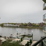 Best Thames View In Town! Large Luxxe Nomad Design Family Home