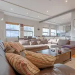 Modern 2 Bedroom Apartment In Heart Of Hackney