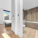 Stunning Hyde Park Apartments