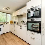 New Cosy 1Bd Flat Close To Kew Gardens Richmond