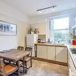 1 Bed Flat In East Dulwich
