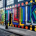 Quirky 3 Bedroom Flat In Shoreditch