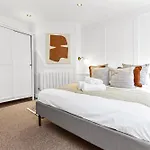 Piccadilly House!