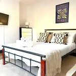 2 Bed Apartment- Camden Town