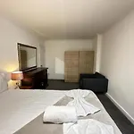 Cozzy Hyde Park Apartment On Edgware Road