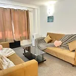 Cozzy Hyde Park Apartment On Edgware Road