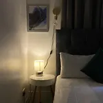Lovely Ground Floor Miles Apart