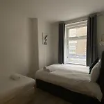 Lovely Ground Floor Miles Apart