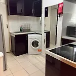 Excellent Central London Apartment - 3 Bedrooms