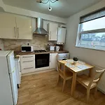 Beautiful 1 Bedroom Flat In Fulham