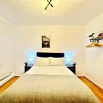 Beautiful Apartment In Paddington
