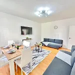 Beautiful Apartment In Paddington