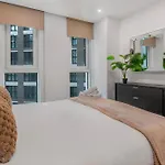 Mysquare One Bedroom Apartment In Aldgate