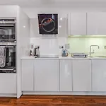 Mysquare One Bedroom Apartment In Aldgate