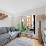 1 Bed-Mayfair-Private Balcony