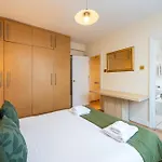 Capital One Bedroom Flat Chelsea Cloisters 724