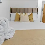 Livestay Affordable One Bedroom & Studio In India Docks E14