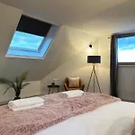Aria\'S Place In Chelsea - 2 King Size Bed, 1 Double Bed