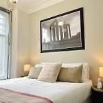 Hyde Park Mansion Apartment