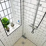 Hyde Park Mansion Apartment