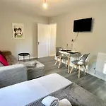 Euston Studio By Dc London Rooms