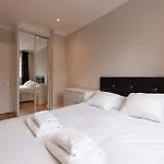 Spacious And Bright 2 Bed Apartment Tower Bridge