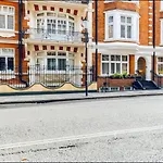 Fabrick Square Luxury City Centre Apartment