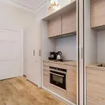 Luxurious Apartment Trafalgar Square