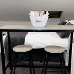 Lovely 1-Bed Studio In Walthamstow London