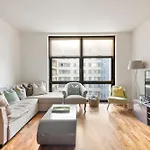 Londwell, Canary Wharf River Thames Penthouse
