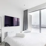 Ravishing 1Bd Flat - 2 Minute Walk From The O2!